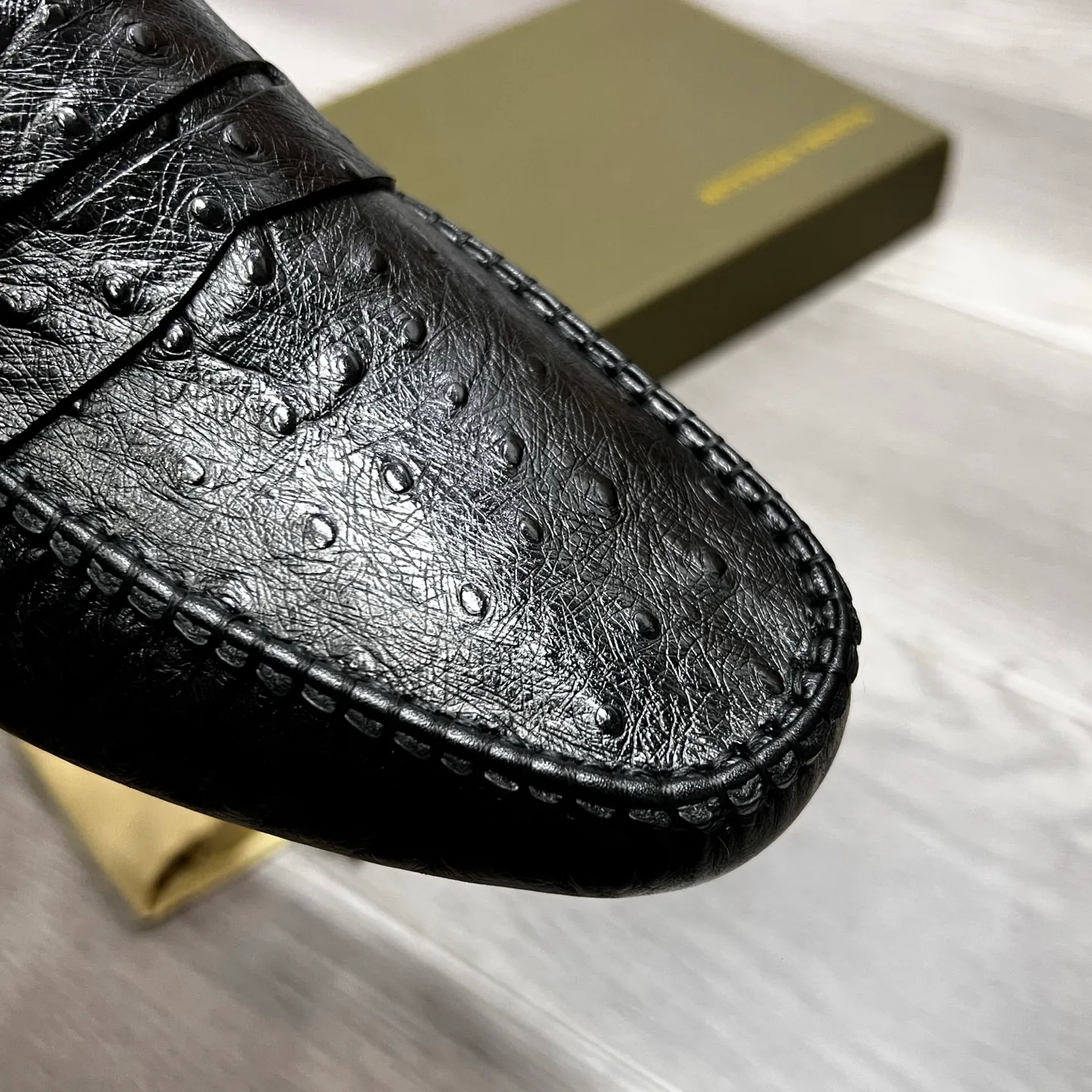 Factory price 458 new model BV〰️Handmade classic men's beanie shoes👉👉driving shoes, slip-on shoes, made of Italian imported cowhide, 💕water-dyed cowhide lining, 🔊original outsole, waterproof platform design, comfortable for the feet. A good choice for traveling and driving, two colors available, code number: 38-44, (45 can be customized)